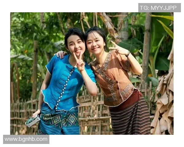 足球明星背后的女粉丝故事与她们的热爱与追逐 足球明星背后的女粉丝故事与她们的热爱与追逐